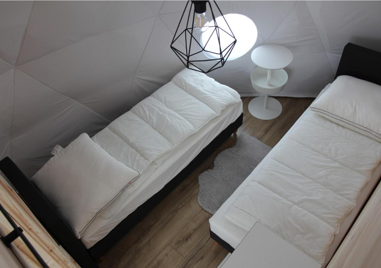 לינה וארוחת בוקר Leśnica Glamping Gliczarow Klapnioki מראה חיצוני תמונה